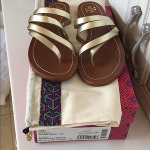 Tory Burch Gold Metallic Flat sandals size 7
